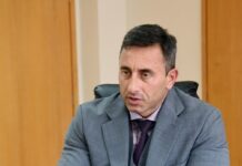 Министър Дилов предложи Румен Спецов за особен управител на „Лукойл“