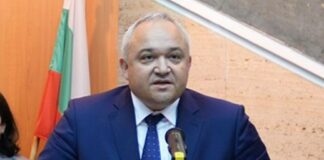 Демерджиев: 10-15 изстрела са дошли от турска страна, другият служител е отвърнал