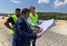 Министър Шишков: Автомагистрала „Хемус“ е „зазимена“ заради липса на плащане