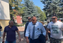 Борисов: Асен Василев и Кирил Петков с посредници от април досега откраднаха от държавата стотици милиони при действащ договор с „Газпром“