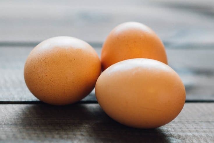 Кокошите яйца се оказват хранителният продукт който е поскъпнал най много