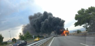 Горящ камион блокира магистралите „Тракия“ и „Марица“