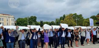 ПП е първенец по реклами в медиите преди вота – платили за седмица повече, отколкото ГЕРБ за месец