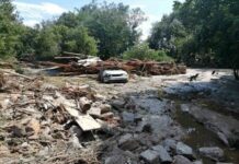 Дават 200 тона минерална вода от резерва за пострадалите от наводнението села