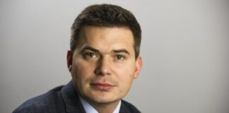 Нова странна смърт на руски топмениджър – паднал от лодка