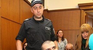 30 години затвор за Викторио, който уби дъщеричката си и жена си Дарина