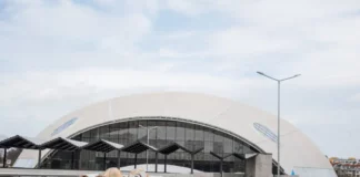 Само за една година Бургас загуби хиляди посетители, защото при готова и оборудвана зала на 99% управляващите решиха, че нямат интерес да я пуснат