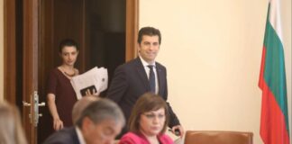 Кои адвокатски кантори „намазаха“ от правителството на Кирил Петков?