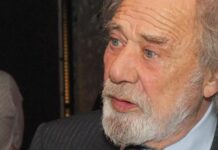 На 88 г. издъхна актьорът Досьо Досев