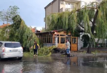 Частично бедствено положение след силната буря в Поморие