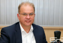 Радомир Чолаков: Няма да отстъпим за хартиената бюлетина