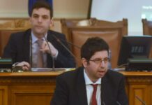 Радев е разговарял по телефона и с подуправителя на БНБ Петър Чобанов