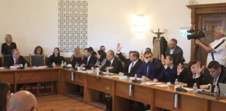 Правната комисия прие на първо четене антикорупционните проектозакони