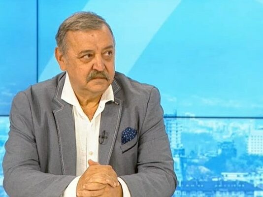 Проф. Тодор Кантарджиев: Грипът вече се разпространява епидемично в страната