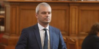 Костадинов: ПП-ДБ да върнат веднага мандата или да отцепят двама депутати от групата си, за да отиде при „Възраждане“