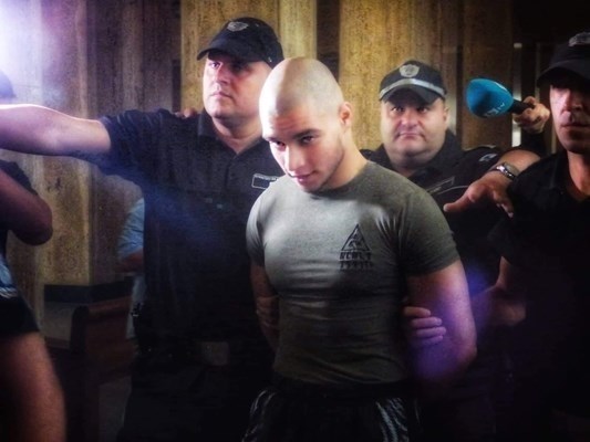 19-годишният Васил Михайлов, който е син на пернишкия прокурор Бисер