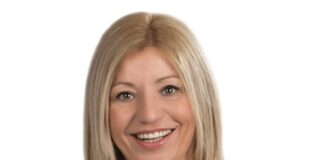 И бившата зам.-шефка на ДСБ Цецка Бачкова напусна партията на Атанас Атанасов