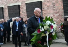 Гешев поднесе венци в памет на жертвите на Холокоста