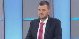 Йордан Иванов от ДБ: В стола на президента видях Митрофанова