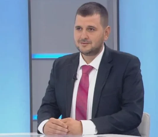 ПП/ДБ не искат 10% увеличение на заплатите на половин милион души, плашат с протести, ако се приеме редовният бюджет