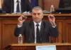 Депутат от „Възраждане” извади граната на трибуната на парламента