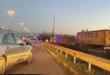 Прокуратурата: Шофьорът на буса с мигранти е българин