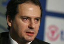 Приятел на Христо Грозев: Той се намира на безопасно място