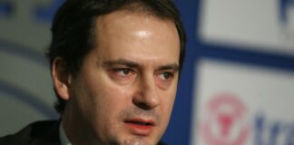 Приятел на Христо Грозев: Той се намира на безопасно място