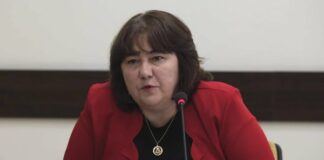 Финансовият министър Велкова: България няма да приеме еврото от 2024 г.