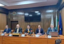 Министър Пулев за хората на Кирил Петков в ББР: Показах им червен картон – за да надградим, трябва да разчистим гнилите ябълки