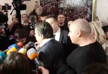 Кирил Петков и Асен Василев с частна охрана в парламента