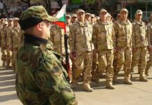 Армията ни търси над 500 военни