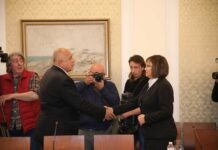 Борисов ще говори с ГЕРБ да падне забраната за кабинет с БСП, но експертен