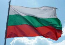 Сваляме нацоналния флаг наполовина в знак на съпричастност с народите на Турция и Сирия