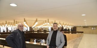 Охрана не пуска Кирил Добрев на конгреса на БСП