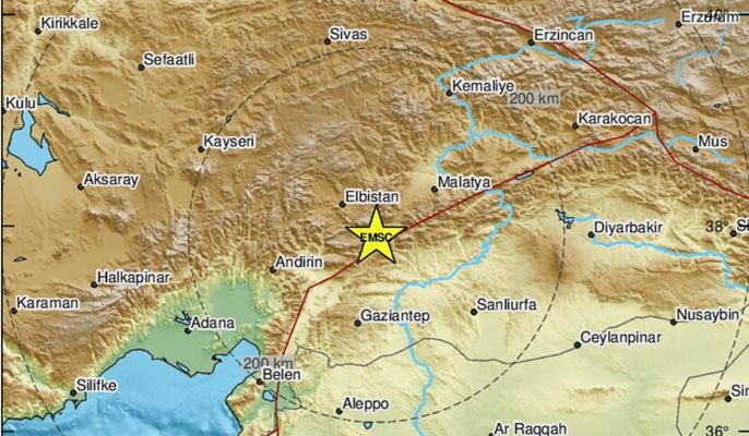 Земетресение от 4 9 по Рихтер удари Централна Турция Трусът е