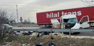 Пострадалите мигранти на „Тракия“: Гумата експлодира