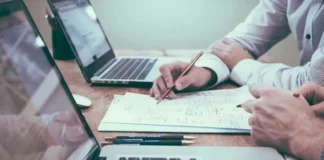 България е на последно място по онлайн пазаруване в Европа