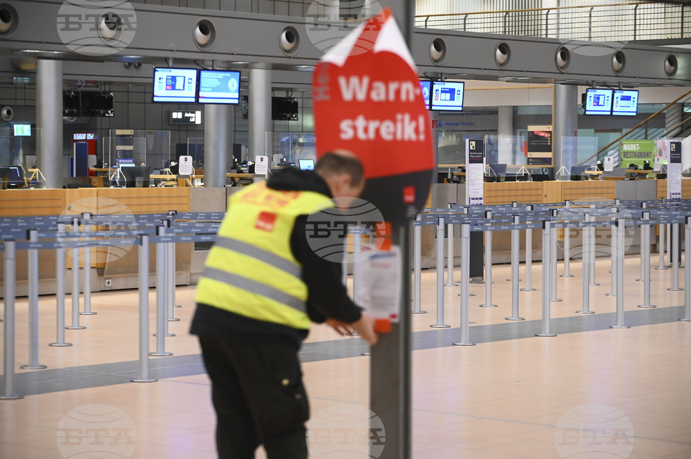 Стотици полети бяха отменени днес в няколко германски летища заради