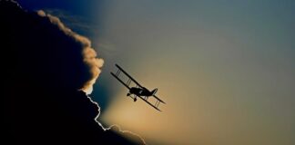 Експерти: Самолетът на загиналия пилот е попаднал в плосък свредел, от който няма измъкване