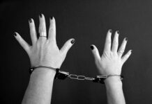 Мъжете свършиха: Русия праща на фронта в Донбас и затворничките