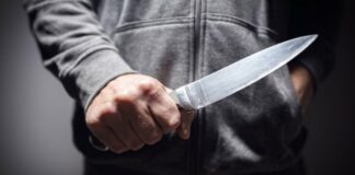 Съдят мъж, намушкал с нож съпруга на любовницата си във Варна