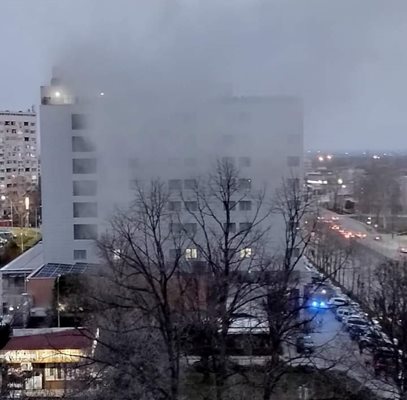Пожар избухна в кухнята на ресторант в Асеновград. Сигнал за