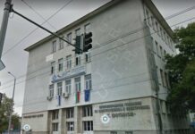 Пожар избухна в бургаско училище, евакуират учители и ученици