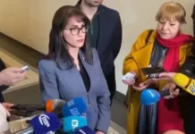 Откритата картина на Джаксън Полък у нас е била подарък за холивудската актриса Лорън Бекол