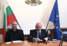 ГЕРБ: Във Варна активисти на ПП работят с хората на президента!