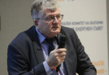 Еленко щял да изгражда четири ядрени блока! Илюзионистите ПП бяха подменени в кабинета на Радев от далеч по-слаби изпълнители