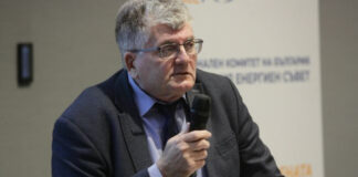 Еленко щял да изгражда четири ядрени блока! Илюзионистите ПП бяха подменени в кабинета на Радев от далеч по-слаби изпълнители