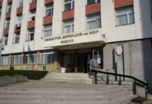 Скандал в полицейската дирекция в Ямбол: Полицай удря служебен автомобил, шефът на гаража поема вината, но се оказва с метамфетамин в кръвта