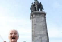 На тези избори се явяват множество проруски коалиции, почти всички от които водят началото си от вдигането на юмрука на проруския ни президент Румен Радев